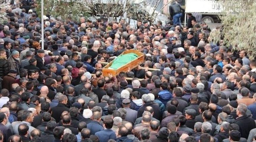 Muhtarın Ani Vefatı Narman’ı Yasa Boğdu