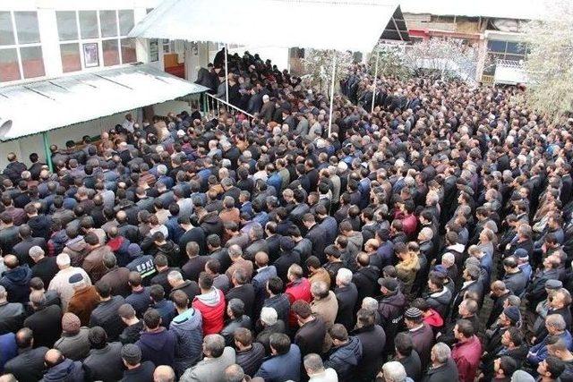 Muhtarın Ani Vefatı Narman’ı Yasa Boğdu