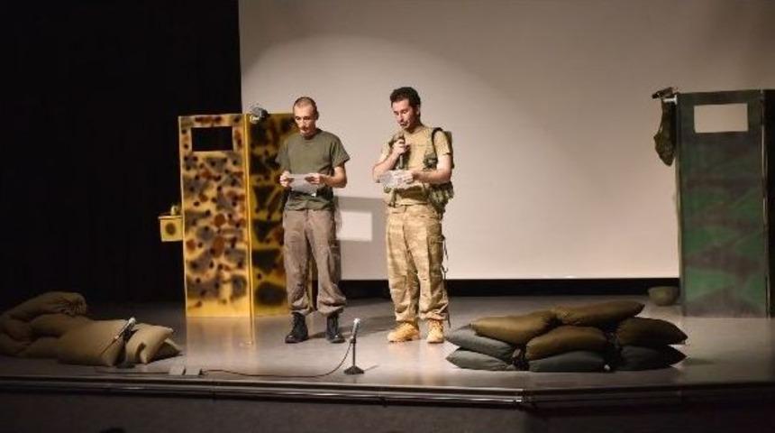 E.b.b. Şehir Tiyatrosu Perdelerini &ldquo;operasyon&rdquo; İle A&ccedil;tı