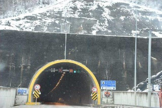 Sinop’A Mevsimin Ilk Karı Yağdı