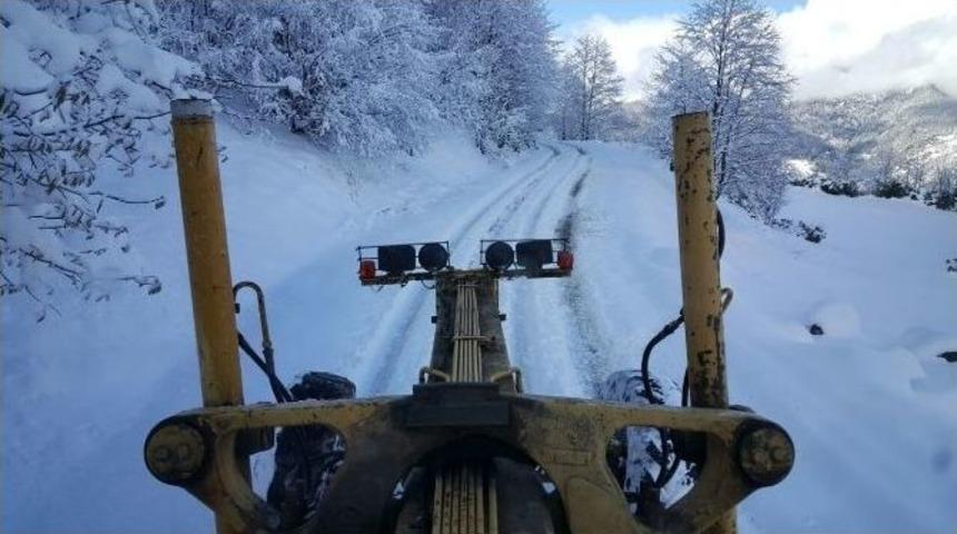 Trabzon&rsquo;da Karla M&uuml;cadele &Ccedil;alışmaları Başladı