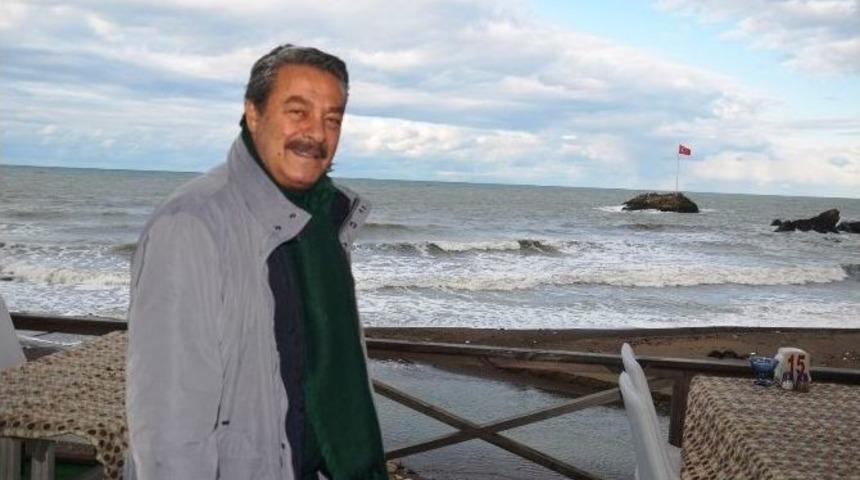 Kadir İnanır Memleketinde Hasret Giderdi