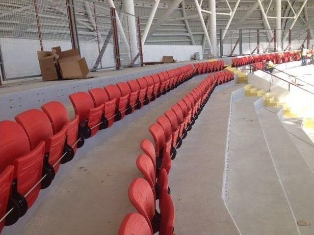 Malatya Arena Stadında Koltuk Monte Edilmesi İşlemine Başladı 1