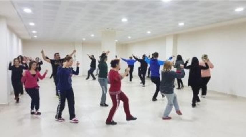 Vezirk&ouml;pr&uuml;&rsquo;de Halk Oyunları Kursu A&ccedil;ıldı