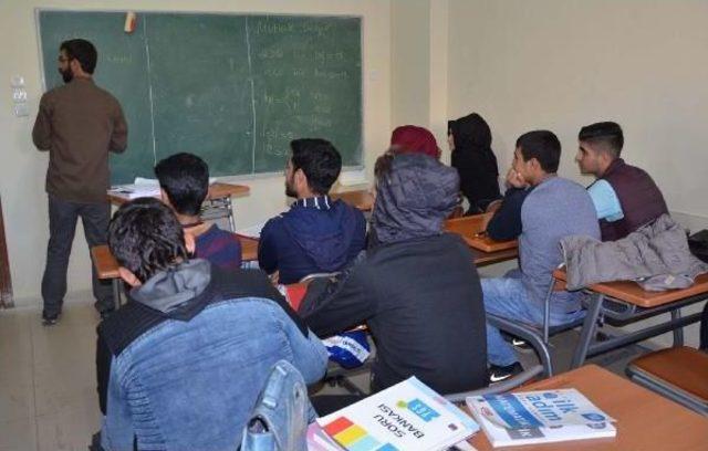 El Konulan Fetö Dershanesi Ücretsiz Eğitim Merkezi Oldu