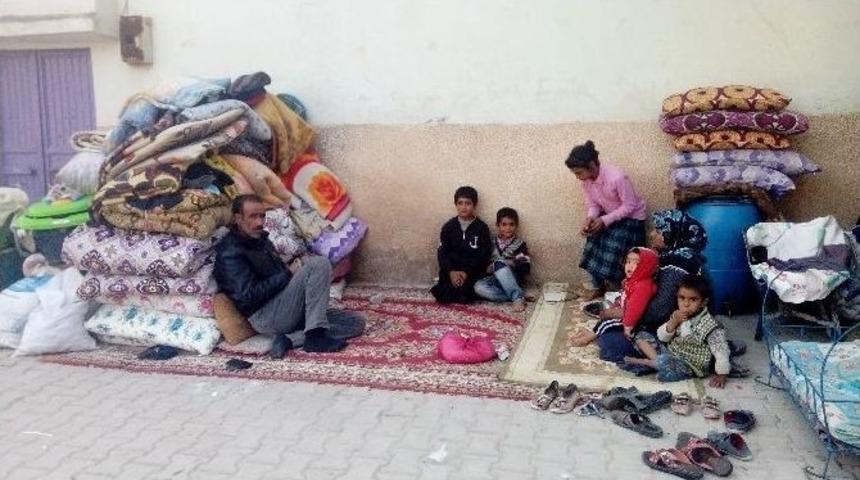 Kirayı &Ouml;deyemeyince &Ccedil;ocuklarıyla Sokakta Kaldı