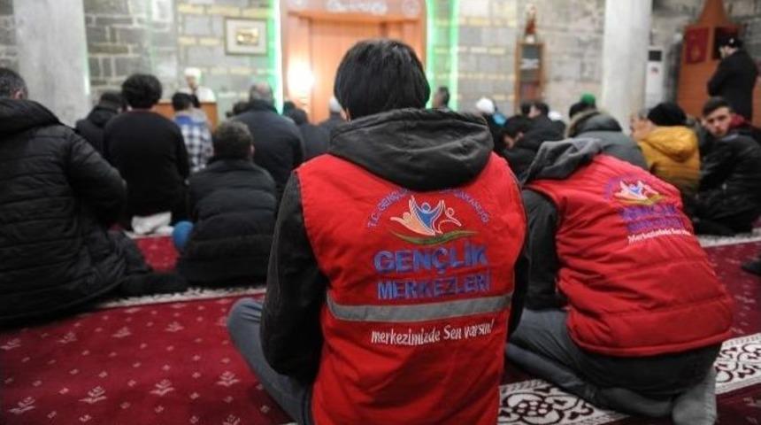 Trabzon’da Gençler Sabah Namazında Buluştular