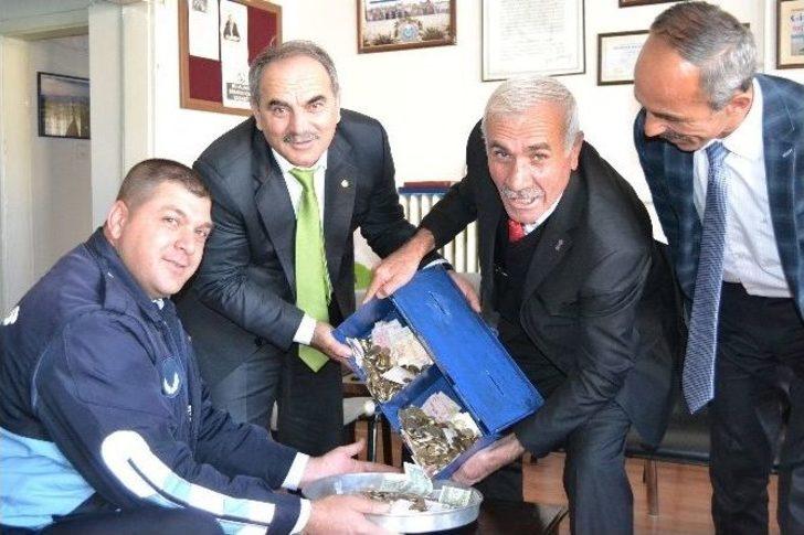 (özel Haber) Sigarayı Bırakarak Yaklaşık 7 Bin Lira Para Biriktirdi G3