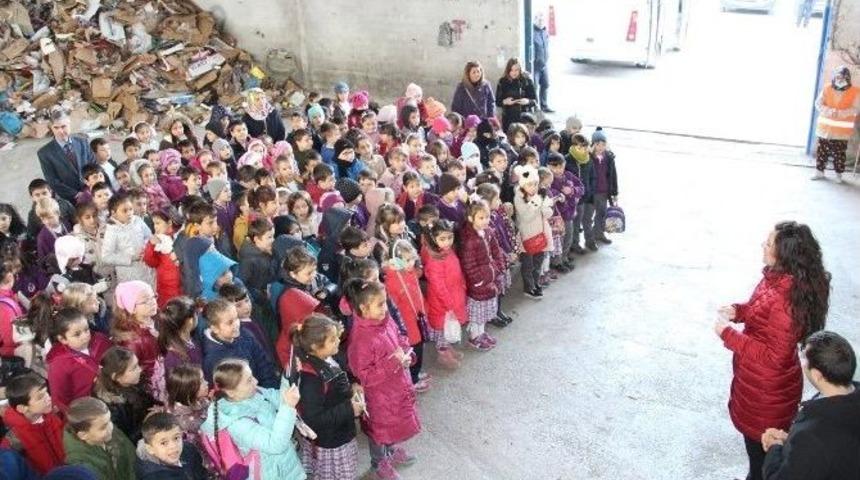Miniklere Hem Eğlence Hem &Ccedil;evre Bilinci Eğitimi