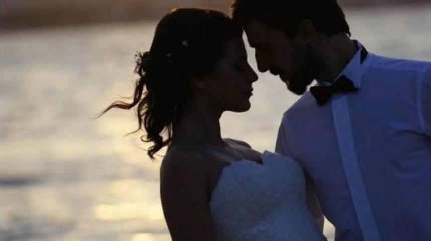 Gelinlikte Moda 3 Boyutlu Dantel