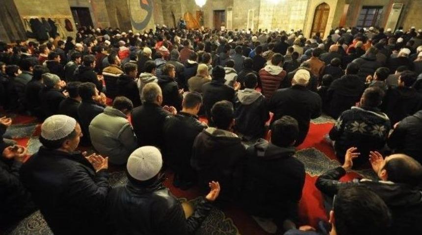 Tokat&rsquo;ta Gen&ccedil;ler Sabah Namazında Buluştu