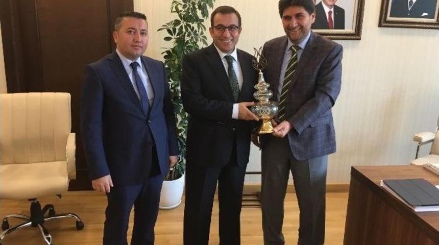 Derbent Heyeti, Bakan Avcı&rsquo;yı Ziyaret Etti
