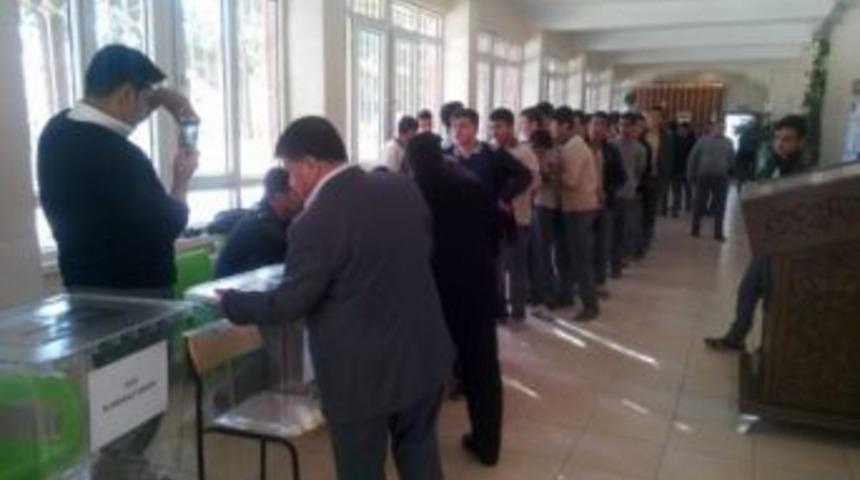 Kilis Erkek İmam Hatip Lisesi Meclis Başkanını Se&ccedil;ti