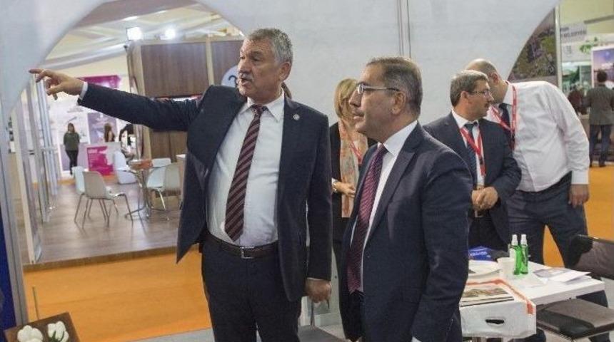 Seyhan Ve Y&uuml;reğir&rsquo;e En İyi Proje &Ouml;d&uuml;l&uuml;