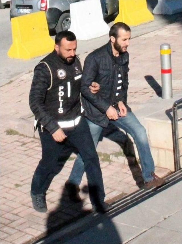 Fetö’nün “emniyet Abisi" Eczacı Çıktı 1