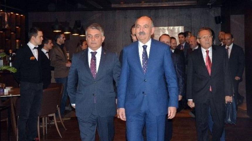 Bakan M&uuml;ezzinoğlu&rsquo;ndan, Maden Kazasına İlişkin A&ccedil;ıklama