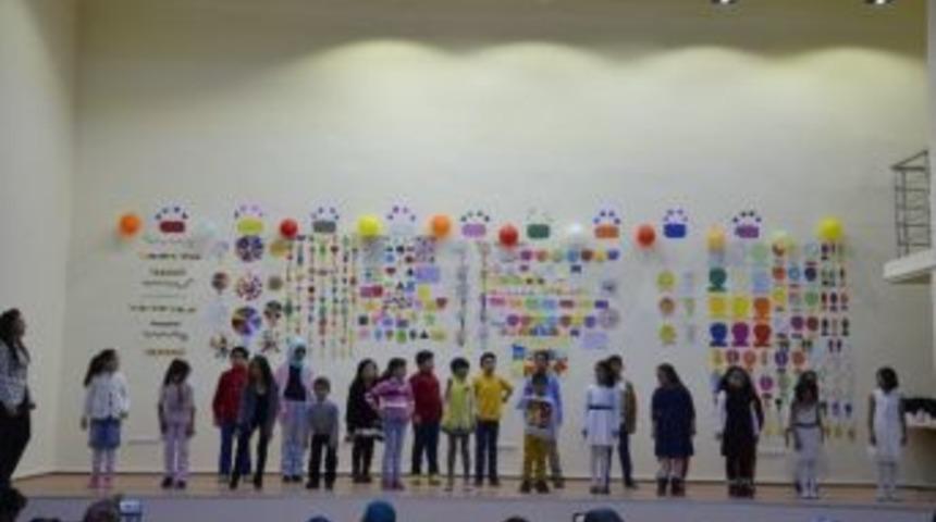 Minik &Ouml;ğrencilerin Sergi Heyecanı