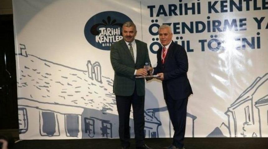 Başkan &Ccedil;elik Yapex Fuarı&rsquo;nda