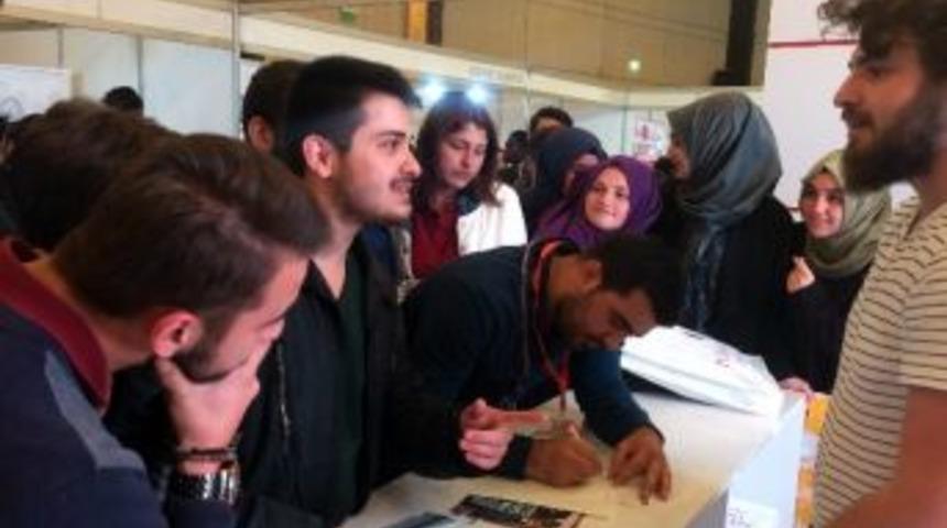 Londra Kamp&uuml;s&uuml; Lansmanına Konya&rsquo;da Devam Edildi