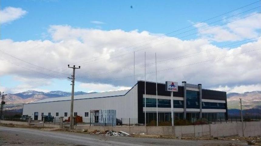 Niksar Osb Yatırımcı &Ccedil;ekiyor