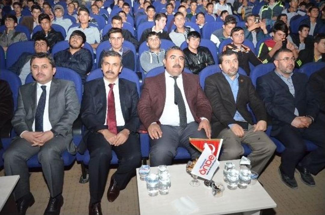 &Ouml;nder İmam Hatipler Derneğinden 15 Temmuz Konferansı