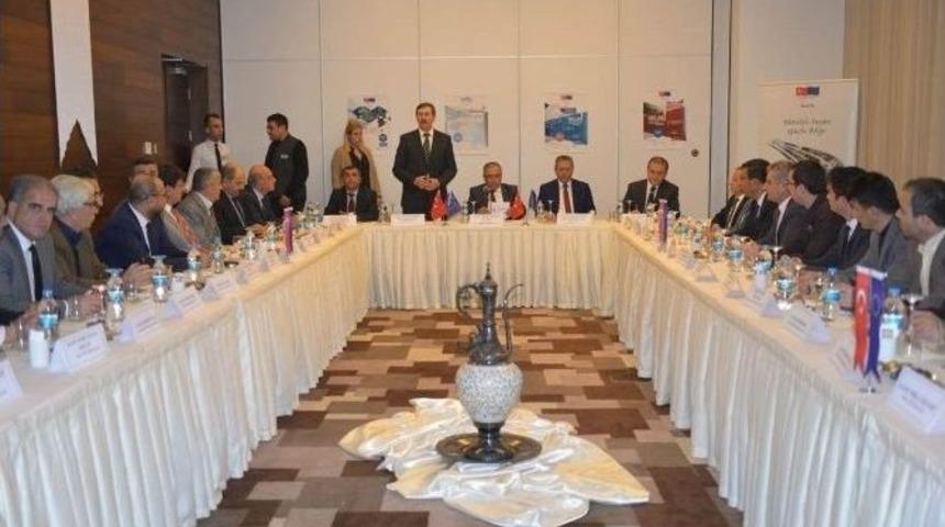 K&uuml;tahya&rsquo;da &rsquo;kobi Bilgilenderme Ve Farkındalık Artırma&rsquo; Toplantısı