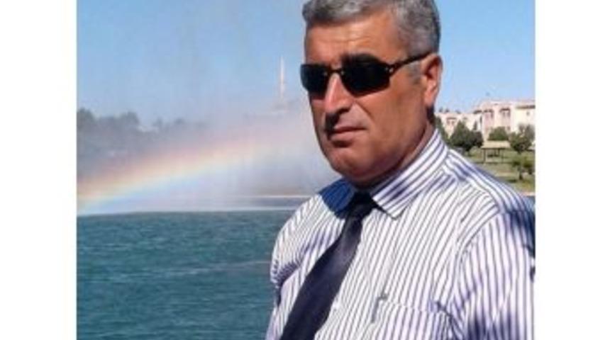 &Uuml;niversitedeki Odasında İntihar Etti