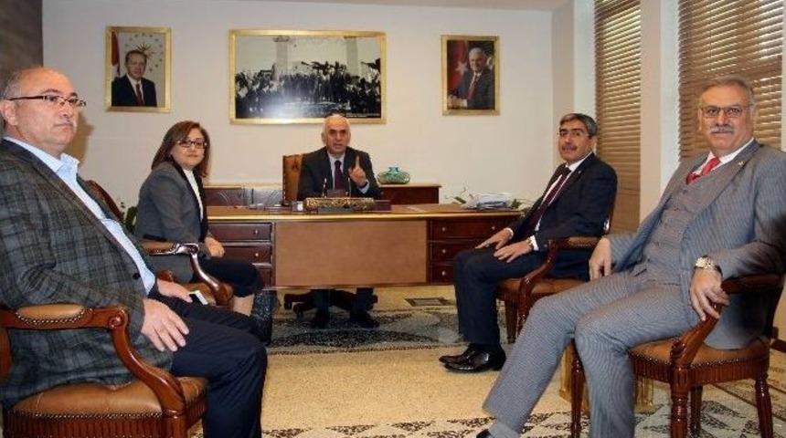 Yerel Y&ouml;netimler Genel Başkan Yardımcısı Kaya&rsquo;dan Şahin&rsquo;e Ziyaret