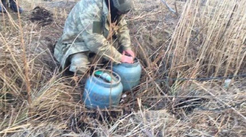 Y&uuml;ksekova'da Ter&ouml;ristlerce Tuzaklanan El Yapımı Patlayıcılar Imha Edildi