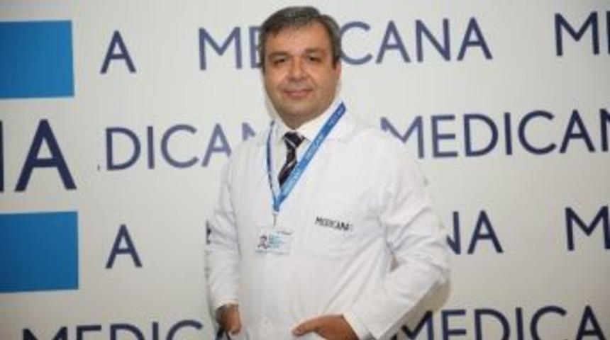 Diş Hekimi Y&ouml;r&uuml;k: &ldquo;dişlerimizi Yılda En Az İki Defa Diş Hekimine Kontrol Ettirmeliyiz&rdquo;