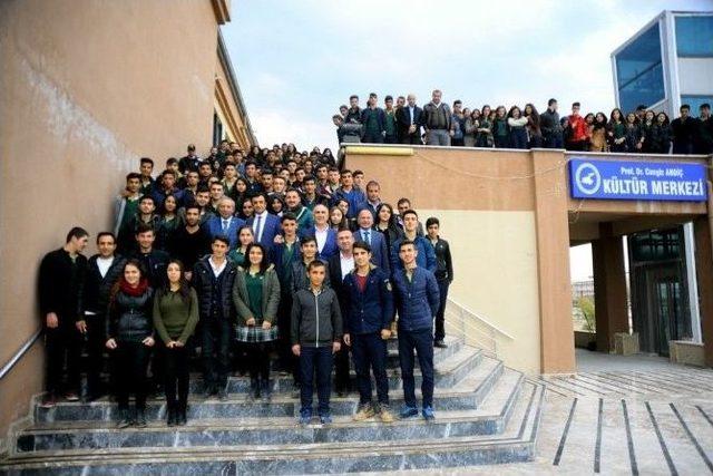 Rekt&ouml;r Battal Lise &Ouml;ğrencileriyle Buluştu 3