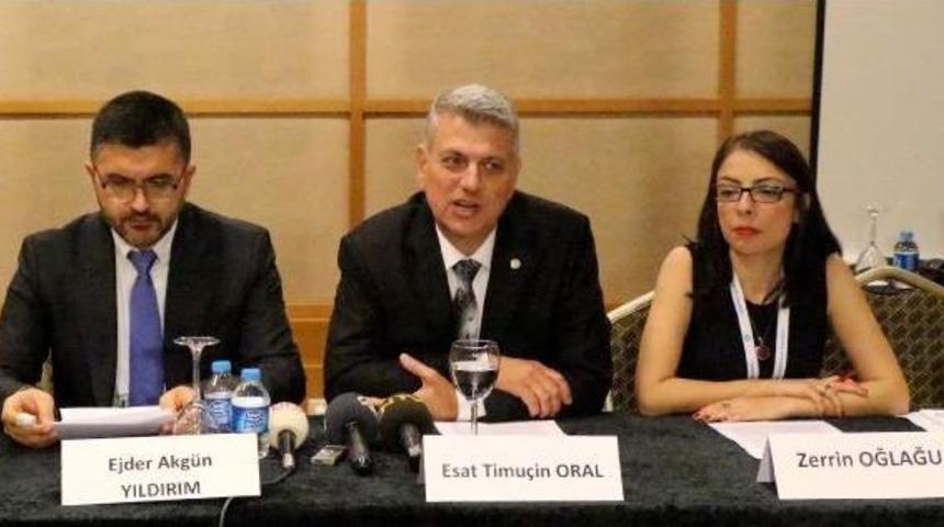 Prof. Dr. Oral: Darbe Yanlısı Hekim Olduğuna Inanmıyoruz