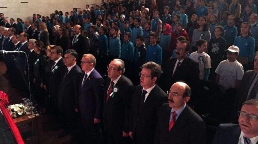 D&uuml;nya &Ccedil;&ouml;l Oldu Nuh&rsquo;un Uzay Gemisi Yaşanacak Gezegen Aramaya &Ccedil;ıktı