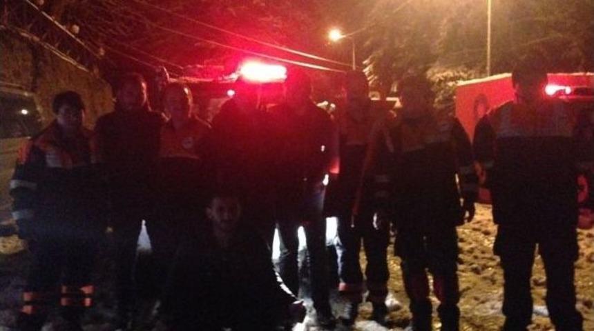 Yaylada Mahsur Kalan Vatandaşlar Afad Ekipleri Tarafından Kurtarıldı