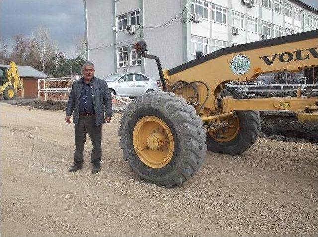 Varto’da Yollar Sıcak Asfaltla Tanışacak