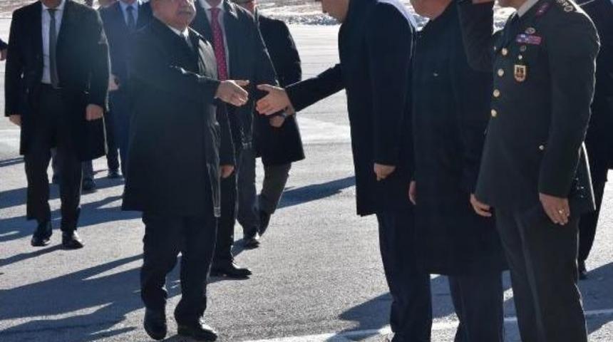 Bakan Yılmaz: &Ouml;ğretmen Eğitimin Temel Unsudurur