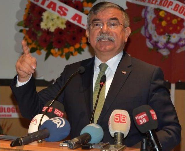 Bakan Yılmaz: Öğretmen Eğitimin Temel Unsudurur