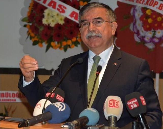 Bakan Yılmaz: Öğretmen Eğitimin Temel Unsudurur