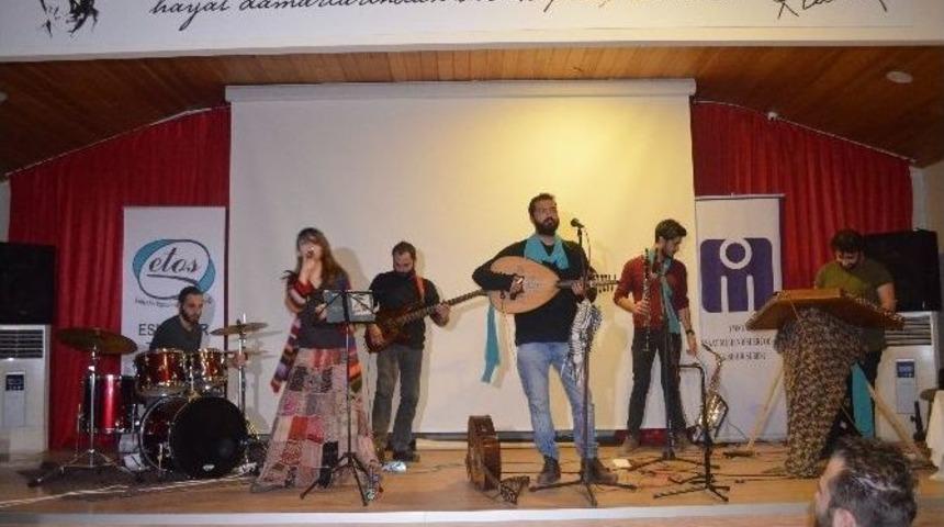 S&uuml;rd&uuml;rebilir Yaşam Festivali&rsquo;nin A&ccedil;ılışını Ayrık Otu Yaptı