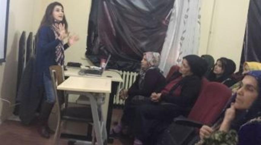 &Ccedil;ukurca&rsquo;da &lsquo;menopoz&rsquo; Semineri