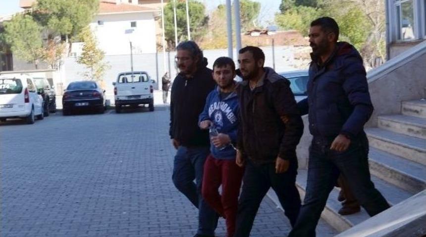 Uyuşturucu Satıcısı 3 Kişi Tutuklandı