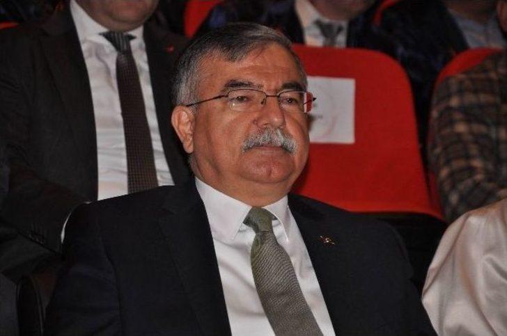 Milli Eğitim Bakanı İsmet Yılmaz: "eğitimin Temeli Öğretmendir" G3
