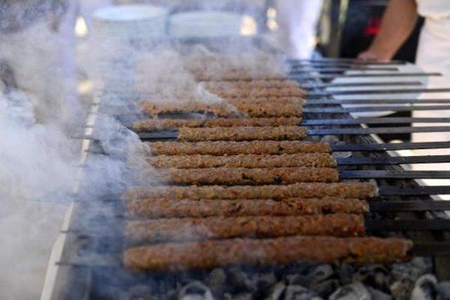 Kebap Akademisi 45 Mezun Verdi 1