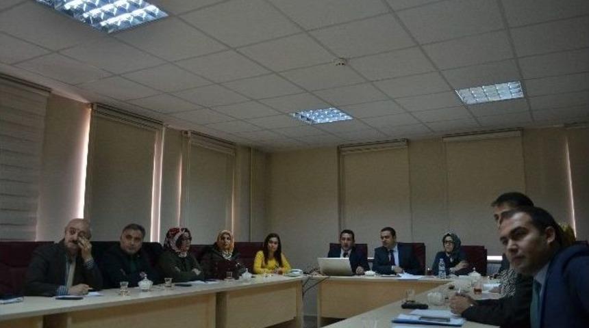 Aile Ve Sosyal Politikalar İl M&uuml;d&uuml;rl&uuml;ğ&uuml;&rsquo;nde Y&ouml;netimi G&ouml;zden Ge&ccedil;irme Toplantısı
