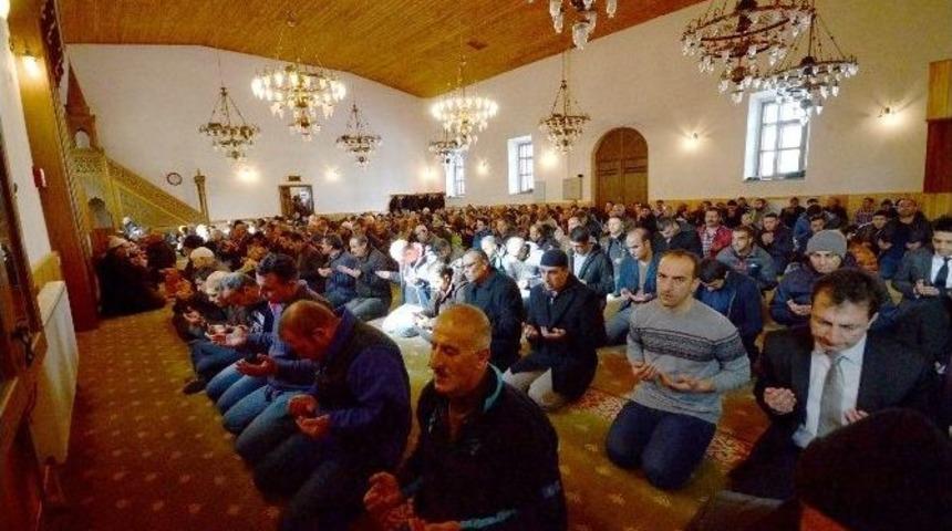 Sarıkamış&rsquo;ta Şehit Kaymakam Safit&uuml;rk İ&ccedil;in Mevlit Okutuldu