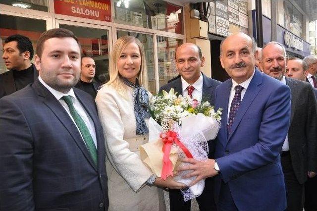 Müezzinoğlu, Madende Mahsur Kalanlarla Bağlantı Kurulduğunu Açıkladı