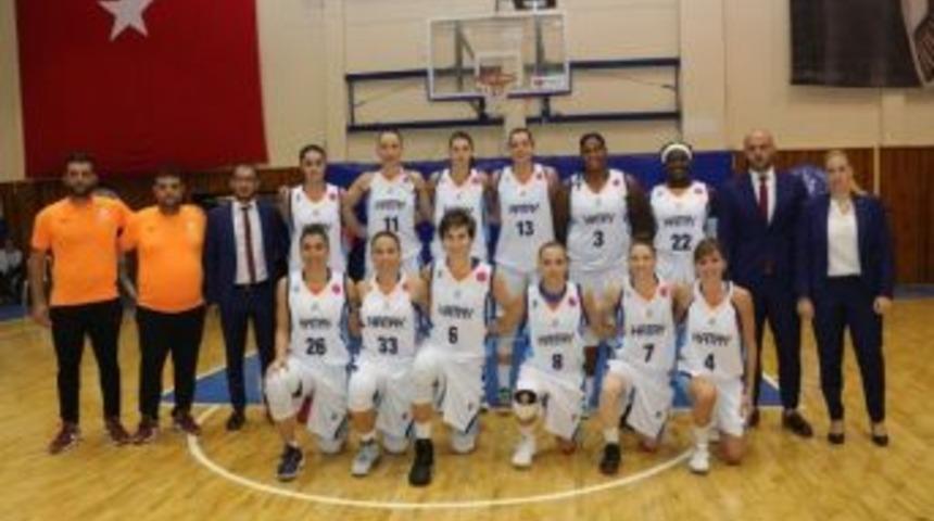 Hatay B&uuml;y&uuml;kşehir Belediyespor, En İyi &Ccedil;ıkış Yapan Takım &Ouml;d&uuml;l&uuml;ne Aday G&ouml;sterildi