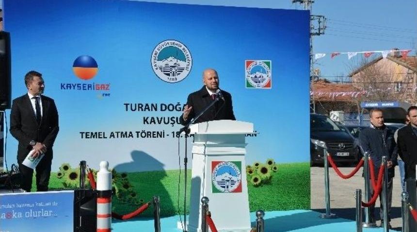Kayseri Gaz&rsquo;dan Turan Mahallesi&rsquo;nde Temel Atma T&ouml;reni