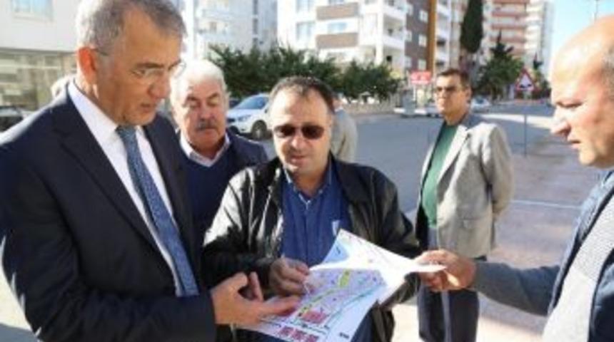 Mezitli&rsquo;deki &Ccedil;arşamba Pazarı&rsquo;nın &Uuml;zeri Kapatılıyor