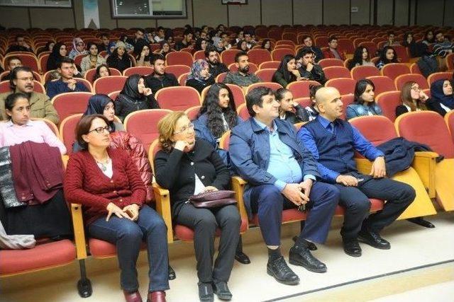 Yyü’de “uzay Radyasyon Ortamı Test Laboratuvarı Projesi” Konferansı